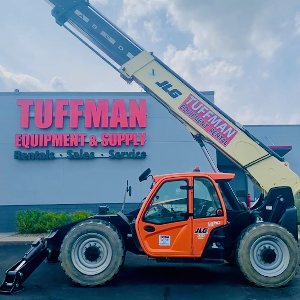 FORKLIFTS_MATERIAL_HANDLING